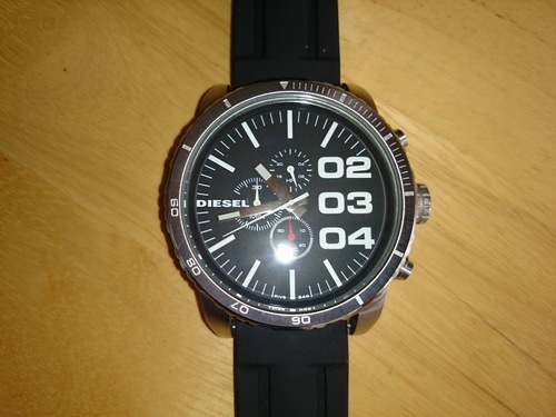 人気の新作 ディーゼル腕時計 ジャケット