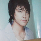 ジャニーズ系のCDのとCDとDVDが入っています