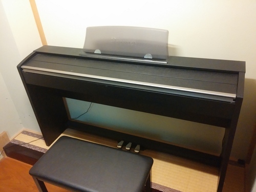 鍵盤楽器、ピアノ PRIVIA PX-730