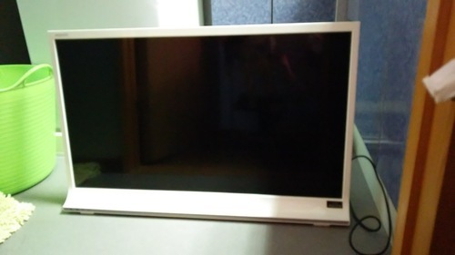 20000円　2013年製SHARP　AQUOS 32型液晶テレビ