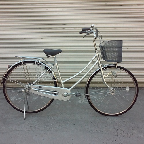 美品　ブリヂストン 自転車　中古　26インチ　ママチャリ　名古屋配送無料 美品 ブリヂストン 自転車 中古 26インチ ママチャリ 名古屋配送
