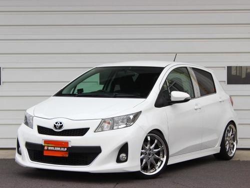 トヨタ ヴィッツ 1 5 Rs1オーナー 車高調 マフラー Hddナビ スーパーホワイトii ハッチバック ｇｔｎｅｔ群馬 伊勢崎のヴィッツ の中古車 ジモティー