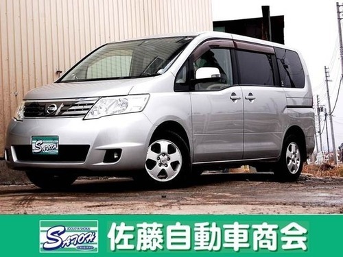日産 セレナ 2 0 g Hddナビ付 4wd シルバー ミニバン 佐藤自動車商会 札幌のセレナの中古車 ジモティー