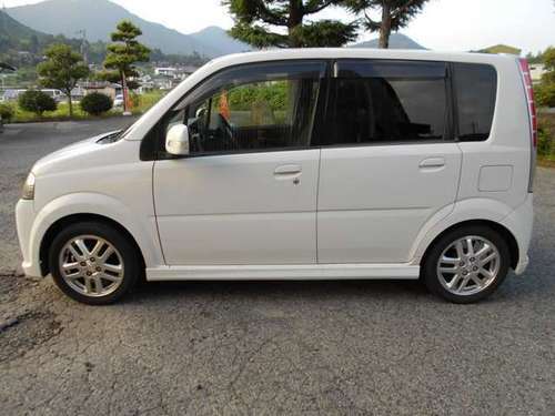 ダイハツ ムーヴ 660 カスタム Rs四気筒ターボタイミングチェーン ホワイト ハッチバック軽自動車 オートブレイク 東広島のムーヴの中古車 ジモティー ダイハツ ムーヴ 660 カスタム Rs四気筒ターボタイミングチェーン ホワイト ハッチバック軽自動車 オートブレイク 東広島のムーヴの中古車 ジモティー