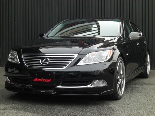 レクサス Ls 460 バージョンc黒革社外21アルミfリップ エアサスキット ブラック セダン ｌｉｍｉｔｅｄ 枚方のlsの中古車 ジモティー