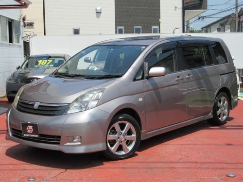 トヨタ アイシス 2 0 プラタナ Gエディション グレー ミニバン インアウトガレージ 浜松のトヨタの中古車 ジモティー