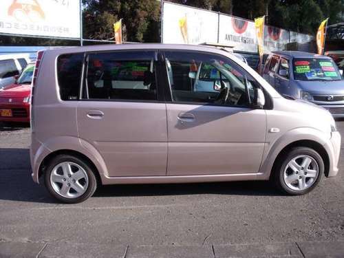 ダイハツ ムーヴ 660 カスタム L ピンクシルバー ハッチバック軽自動車 ケイシンオート 佐倉のムーヴの中古車 ジモティー