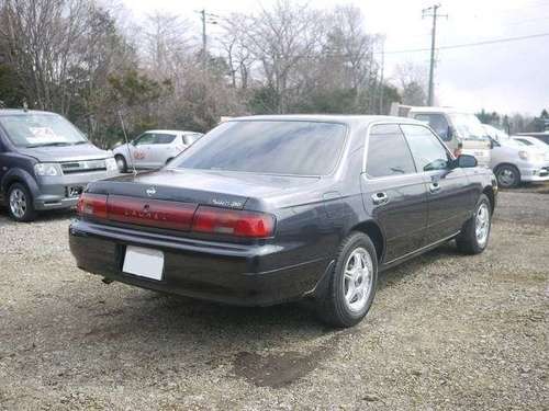 日産 ローレル 2 5 25メダリスト 4wd ガンメタリック セダン 栄知自動車 北広島の日産の中古車 ジモティー