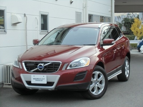 ボルボ Xc60 T5 Leワンオーナー 黒革シート スタイリング ワインレッドメタリック クロカン ｓｕｖ ボルボ カーズ東大阪 東大阪の ボルボ Volvo の中古車 ジモティー