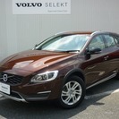  ボルボ V60クロスカントリー D4 SE ディーゼルターボ　...