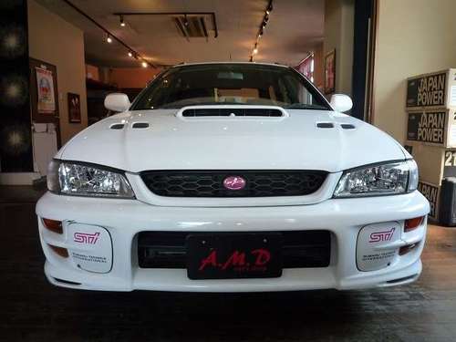 スバル インプレッサスポーツワゴン 2 0 Wrx 4wdsti風 ホワイト ステーションワゴン ａｍｄ愛媛展示場 松山のスバルの中古車 ジモティー