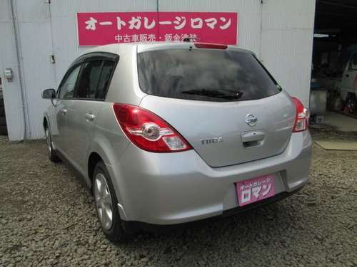 日産 ティーダ 1 5 15m シルバー ハッチバック オートガレージロマン 名取の日産の中古車 ジモティー