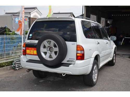 スズキ グランドエスクード 2 7 4wd7人乗り パールホワイト クロカン ｓｕｖ フロンティア田原本店 磯城のエスクードの中古車 ジモティー