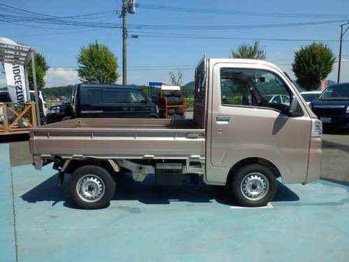 ダイハツ ハイゼットトラック 660 スタンダード 3方開26年登録 Cd ピンク トラック軽自動車 ガレージリンクス 飯塚のダイハツ の中古車 ジモティー