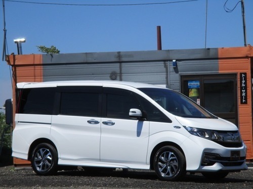 ホンダ ステップワゴン 1 5 スパーダ 4wd パールホワイト ミニバン トータル サポート 札幌のステップワゴンの中古車 ジモティー