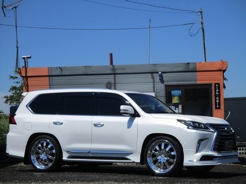 レクサス Lx 570 4wd パールホワイト クロカン ｓｕｖ トータル サポート 札幌のlxの中古車 ジモティー