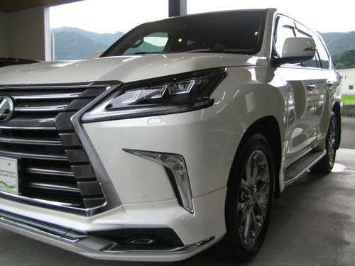 レクサス Lx 570 4wdモデリスタエアロ Op21メッキホイール パール クロカン ｓｕｖ 株 ｒｅａｌ 北九州のlxの中古車 ジモティー