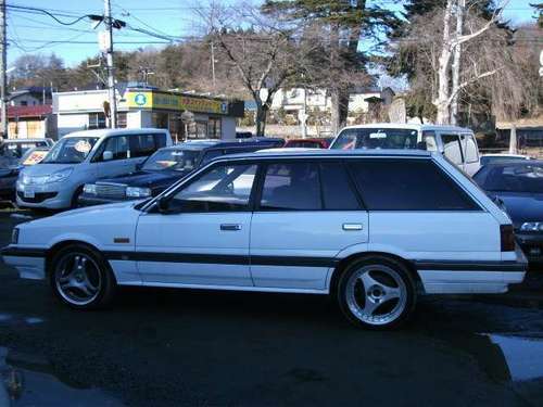 日産 スカイラインワゴン Gtパサージュターボ ホワイト ステーションワゴン カーサポート３１ 白河の日産の中古車 ジモティー
