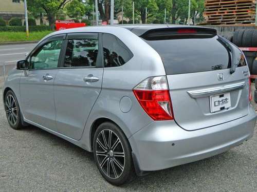 ホンダ エディックス 1 7 17x社外アルミ シルバー ハッチバック 阪本自動車 大分のホンダの中古車 ジモティー