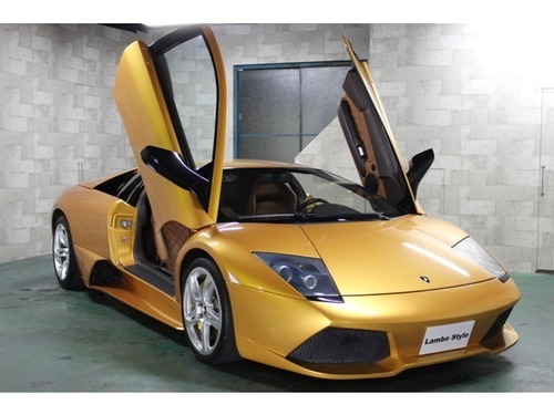 ランボルギーニ ムルシエラゴ Lp640 Eギア 4wd走行4000km ゴールド クーペ ｌａｍｂｏ 名古屋のその他の中古車 ジモティー