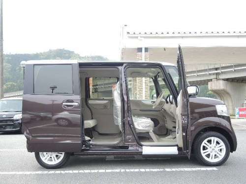 ホンダ N Box 660 G Lパッケージ 2トーンカラースタイル両側pshid衝突軽減b ブラウンツートン ハッチバック軽自動車 株式会社ジョイランド 丹波のn Boxの中古車 ジモティー