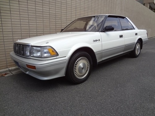 トヨタ クラウン 4 0 ロイヤルサルーンg エレクトロマルチビジョン装着車v8最終赤内装ワンオーナ パールii セダン フリートウッド 広島の クラウンの中古車 ジモティー