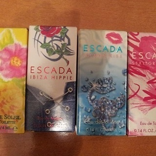 女子力アップ間違いなし！ESCADAのミニ香水４個！