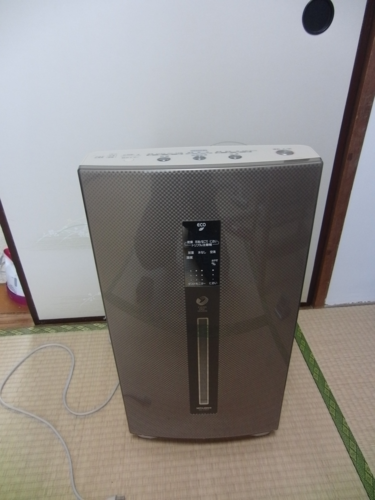 ■空気洗浄機（加湿機能付）■三菱MA-518DK-T（2008年製）