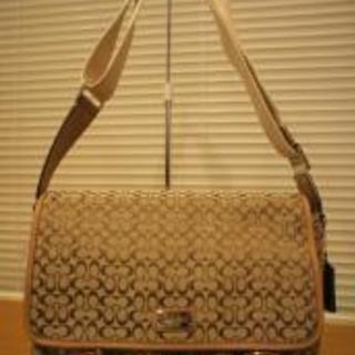 【終了】COACH(コーチ)F70283 シグネチャー　スモール　メッセンジャーショルダーバッグ　新品未使用