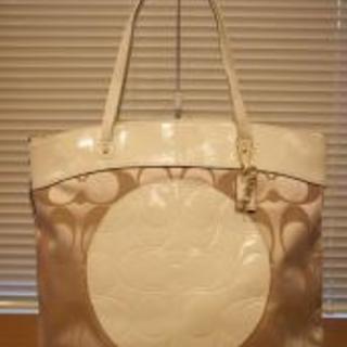 COACH(コーチ)F18335 ラウラ シグネチャー トートバッグ 新品未使用