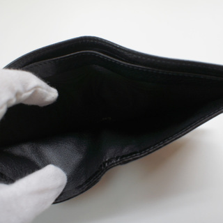 GUCCI(グッチ)二つ折りメンズ財布　アスコットG　型押しカーフ　未使用品