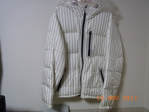 【終了】【中古】Burton iDiom CONTINUUM DOWN  JKT White⇒取引終了しました\u003cm(__)m\u003e