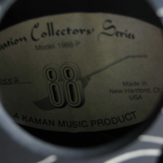 中古ギター　Ovation（1988年式）★ネックに88の刻印あり★　￥88,000