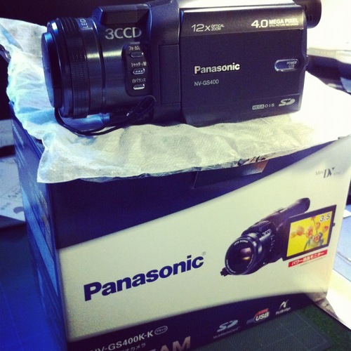PANASONICのminiDVのビデオカメラ（オプション付き）