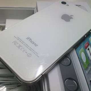 【終了】♪au アップル　iPhone4S 32GB MD246J/A　Bランク　中古品♪