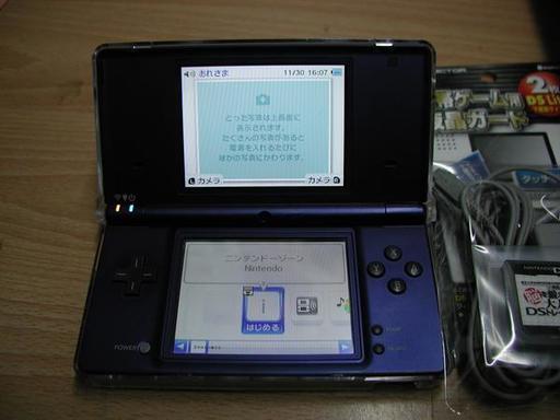 少々傷☆良好☆任天堂【DSi】BL/AC+ソフト付
