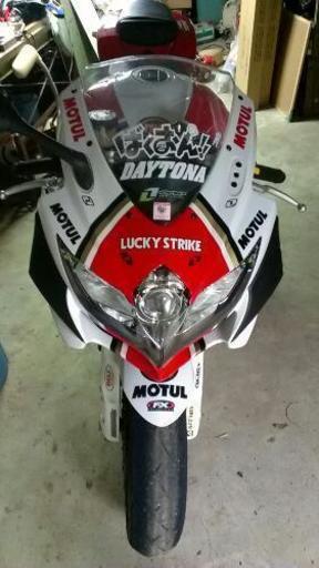 K8 GSX-R750 ラキストカラー