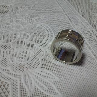 ティファニーの指輪