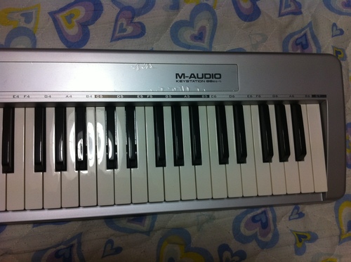 【終了】Keystation 88es 　88鍵盤セミウエイテッド　USB MIDIキーボード　M-AUDIO