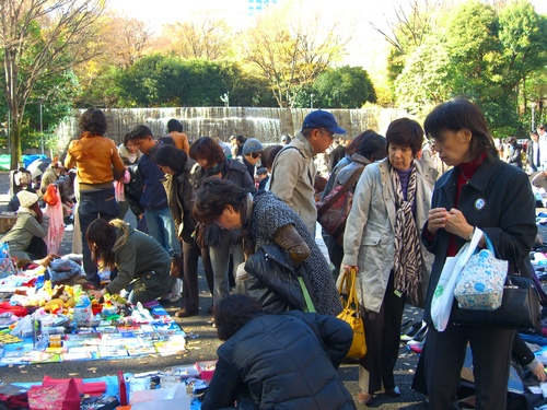 終了 1 26 土 新宿中央公園フリーマーケット東京都新宿区フリマ 楽市楽座 都庁前のフリーマーケット のイベント参加者募集 無料掲載の掲示板 ジモティー