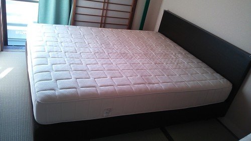 日本ベッド製シルキーマットレスＱサイズ　かなり美品です！