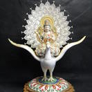 予約注文受付中！孔雀明王像受注制作・販売！高品質！低価格！！を実現！！楠の木！手彫り作品！