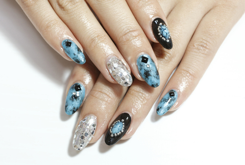 西院のネイルサロンで Jna検定1級ネイリストのハイレベルな技術を堪能 安心の定額コースで 思い思いのネイルが楽しめるサロン Hiromi 西院の ネイルの無料広告 無料掲載の掲示板 ジモティー