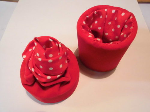 ハンドメイド ドット柄 薔薇のモチーフ つぼみタイプ 付小物入れ Rufu 札幌の小物 その他 の中古 古着あげます 譲ります ジモティーで不用品の処分