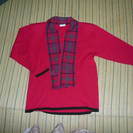 赤襟付きセーター