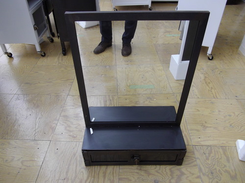 U.S製アンティーク家具　化粧鏡台無色