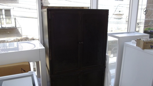 U.S製アンティーク家具　大型サイズ　シェルフ　タイヤ付きで移動が便利！