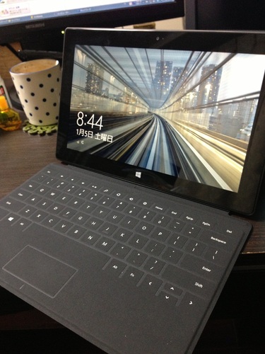 タブレットPC Windows Surface 32GB with Black Touch Cover
