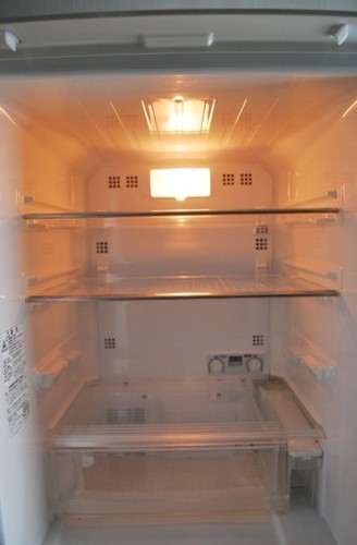 家庭用冷蔵庫を安く売ります（値下げ）