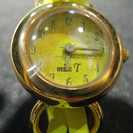 MISST　黄緑色の腕時計　H